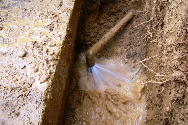 漏水調査　小矢部市　砺波市